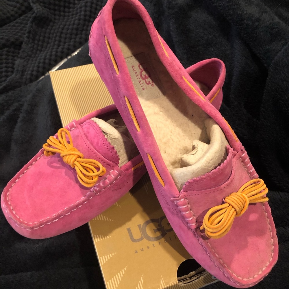 Ugg Meena Moccasins Slippers 8.5